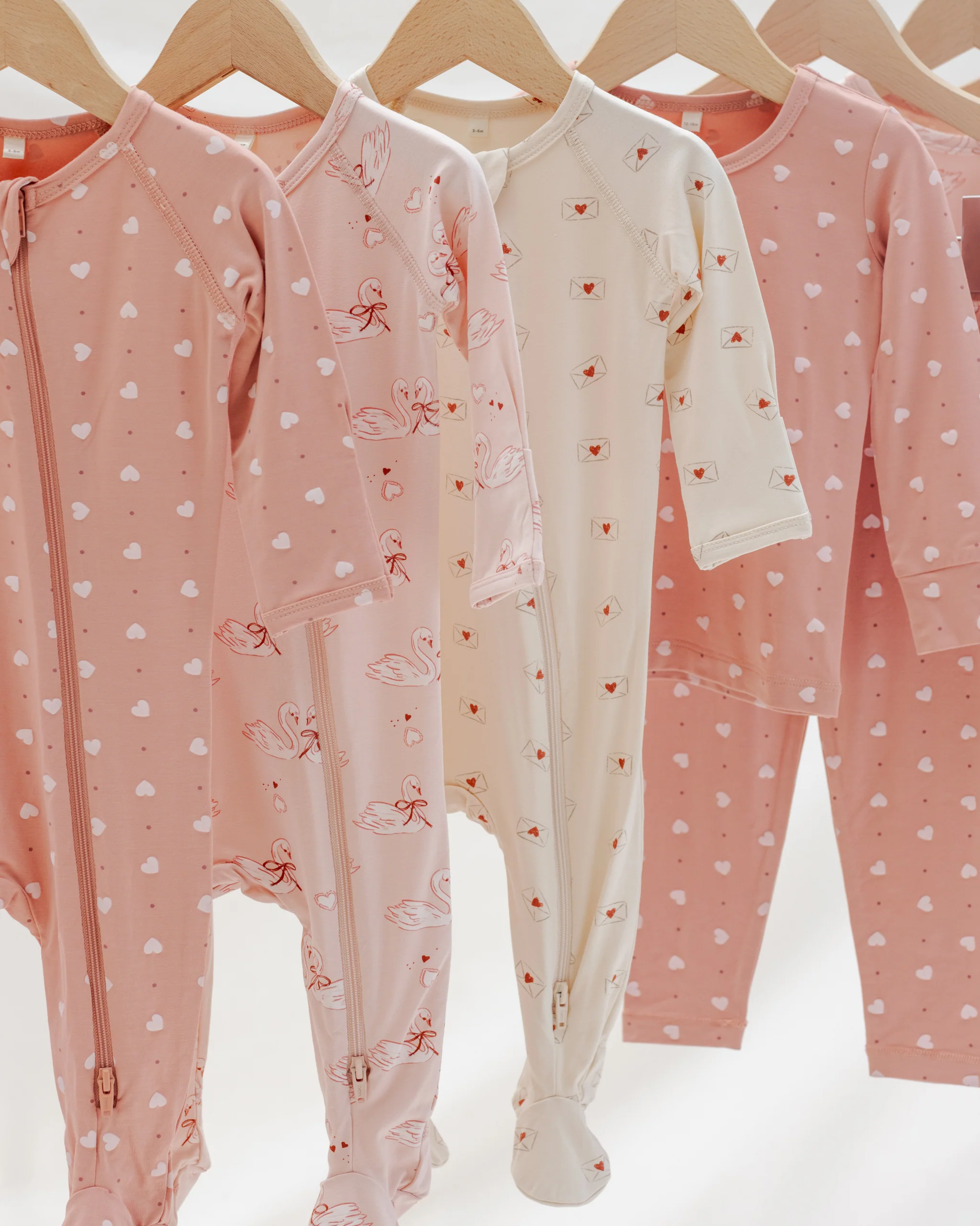 Bamboo Zip Footie Pink Hearts - Image 5