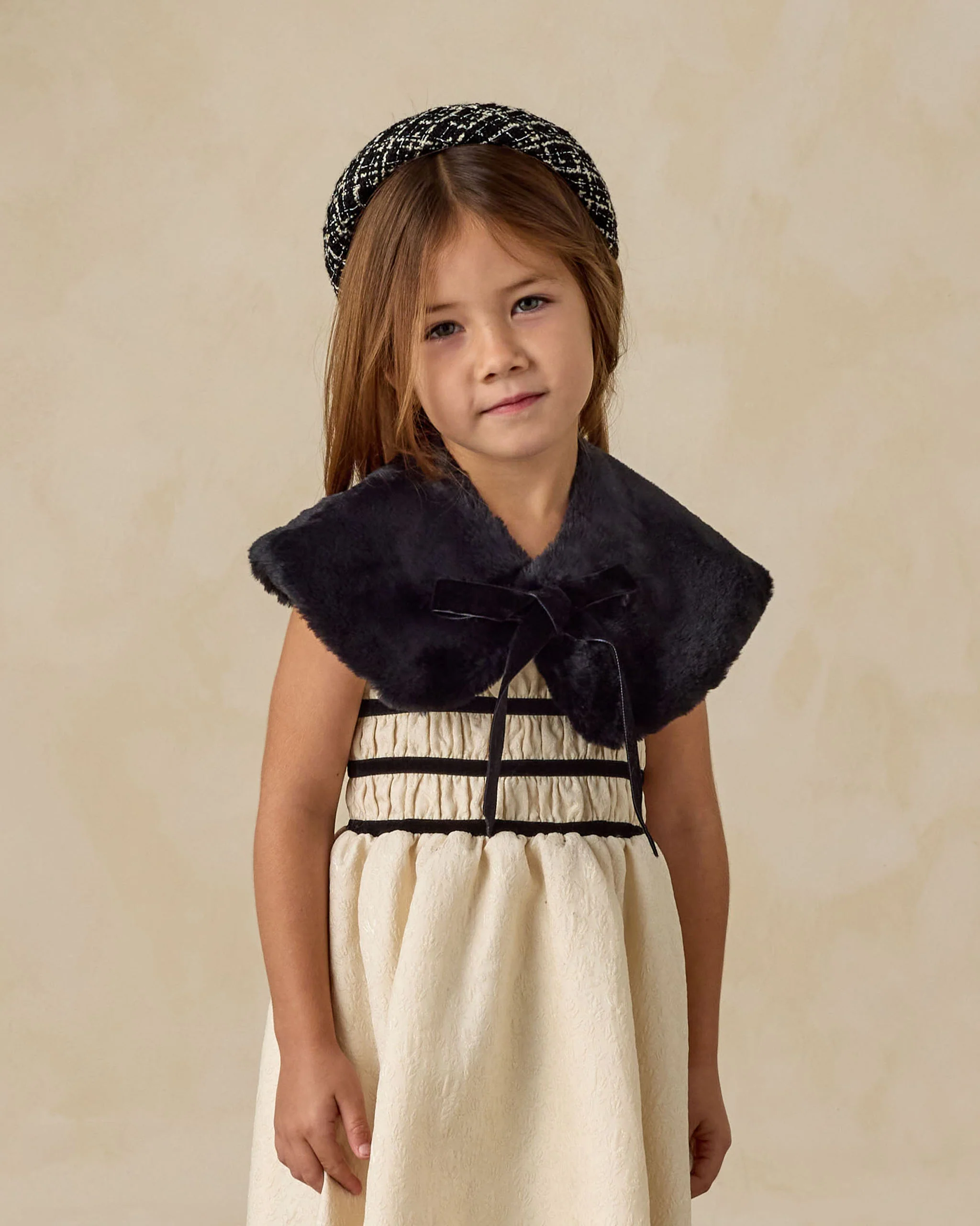 Eloise Collar Black - Image 3