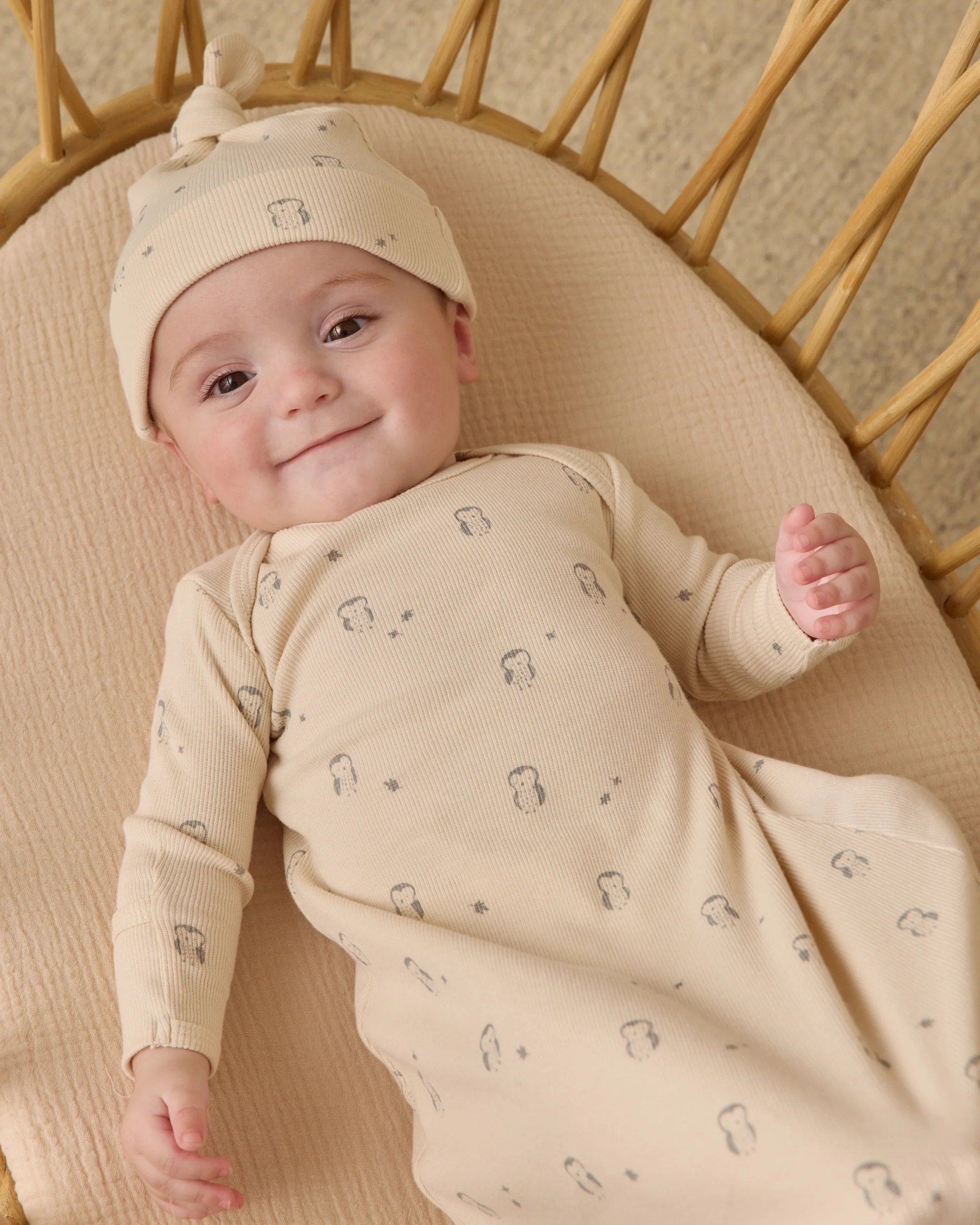 Knotted Baby Gown + Hat Set Owls - Image 2