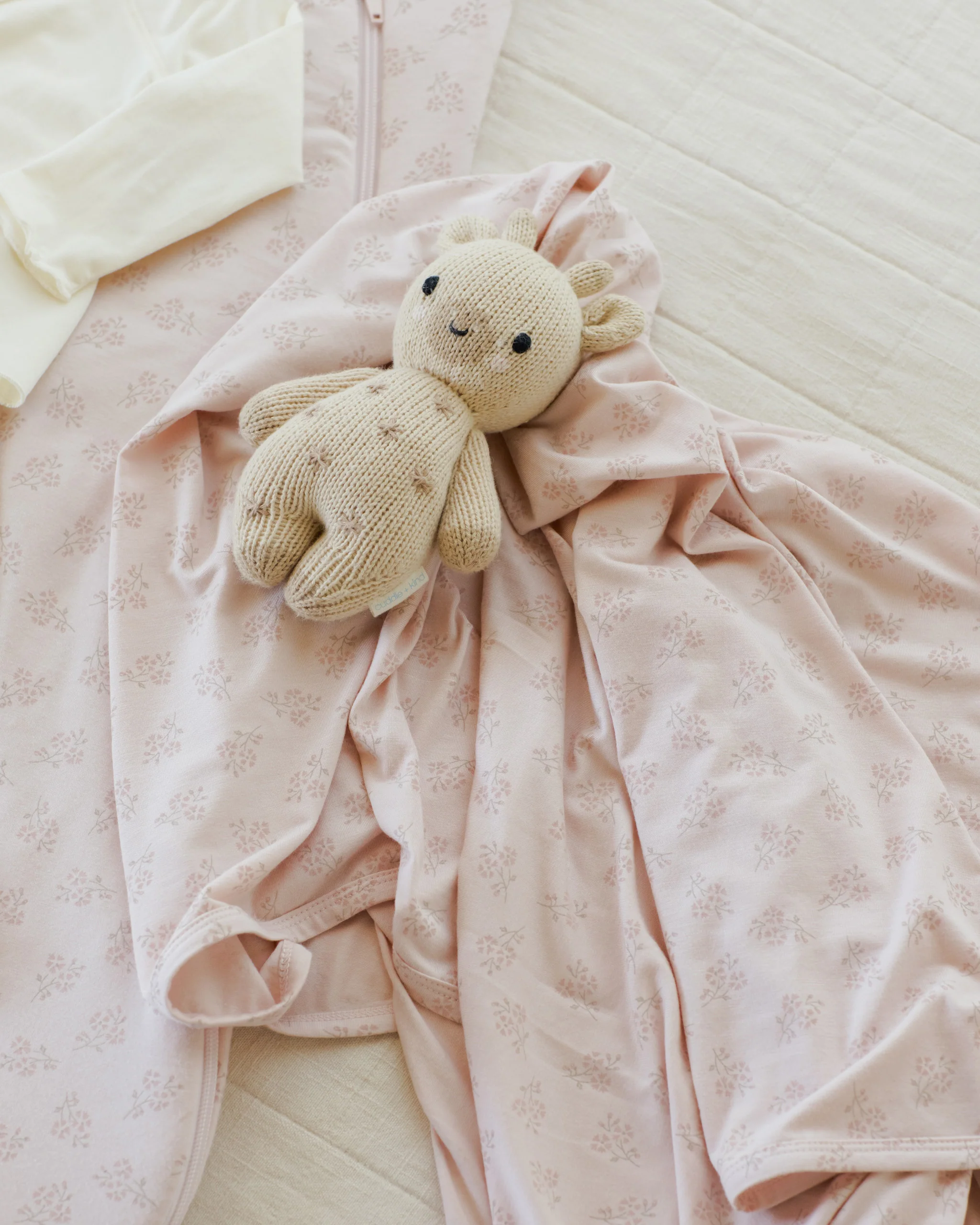 Modal Baby Swaddle Pink Blossom - Image 3