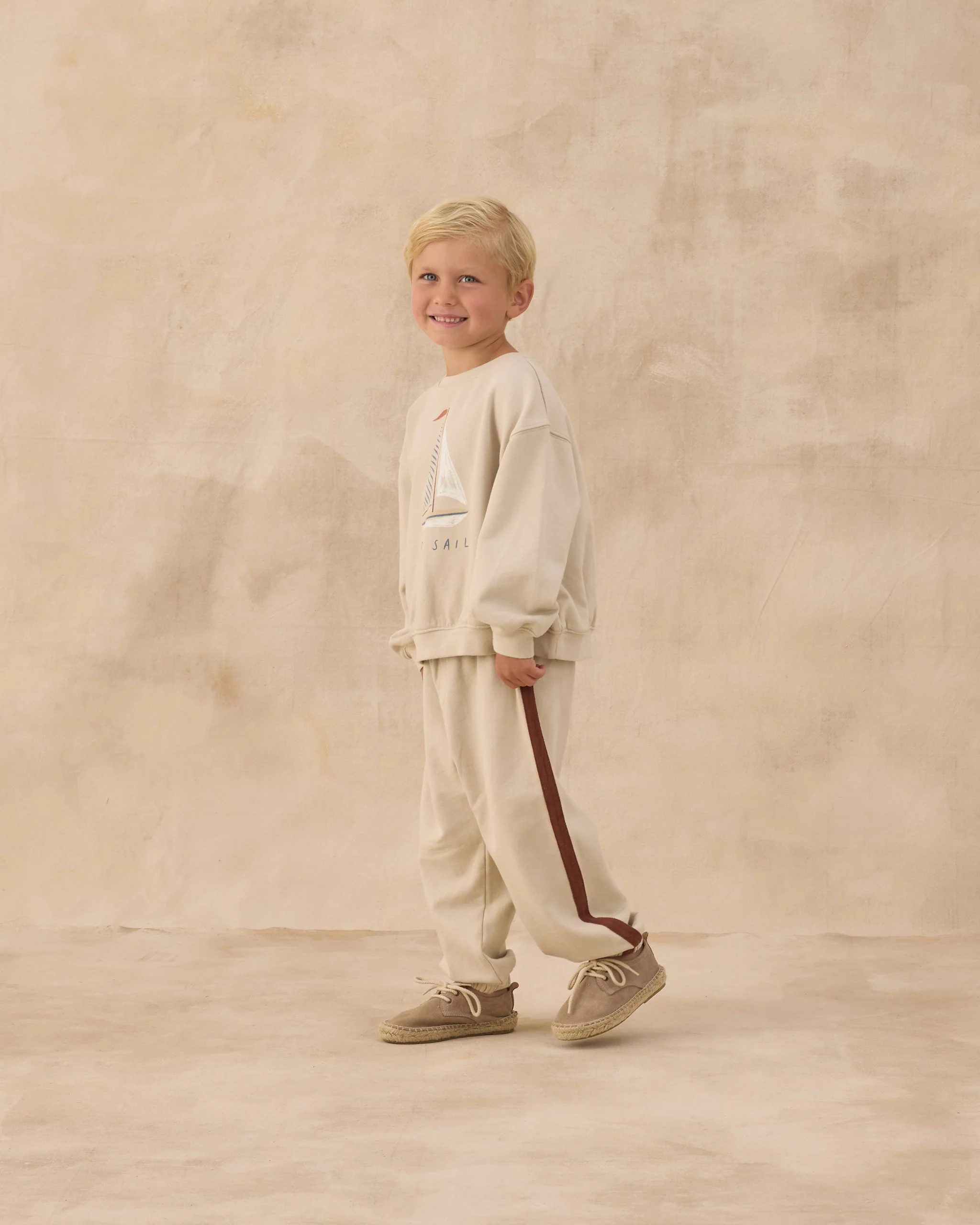 Oversized Sweatshirt Set Sail - Image 3