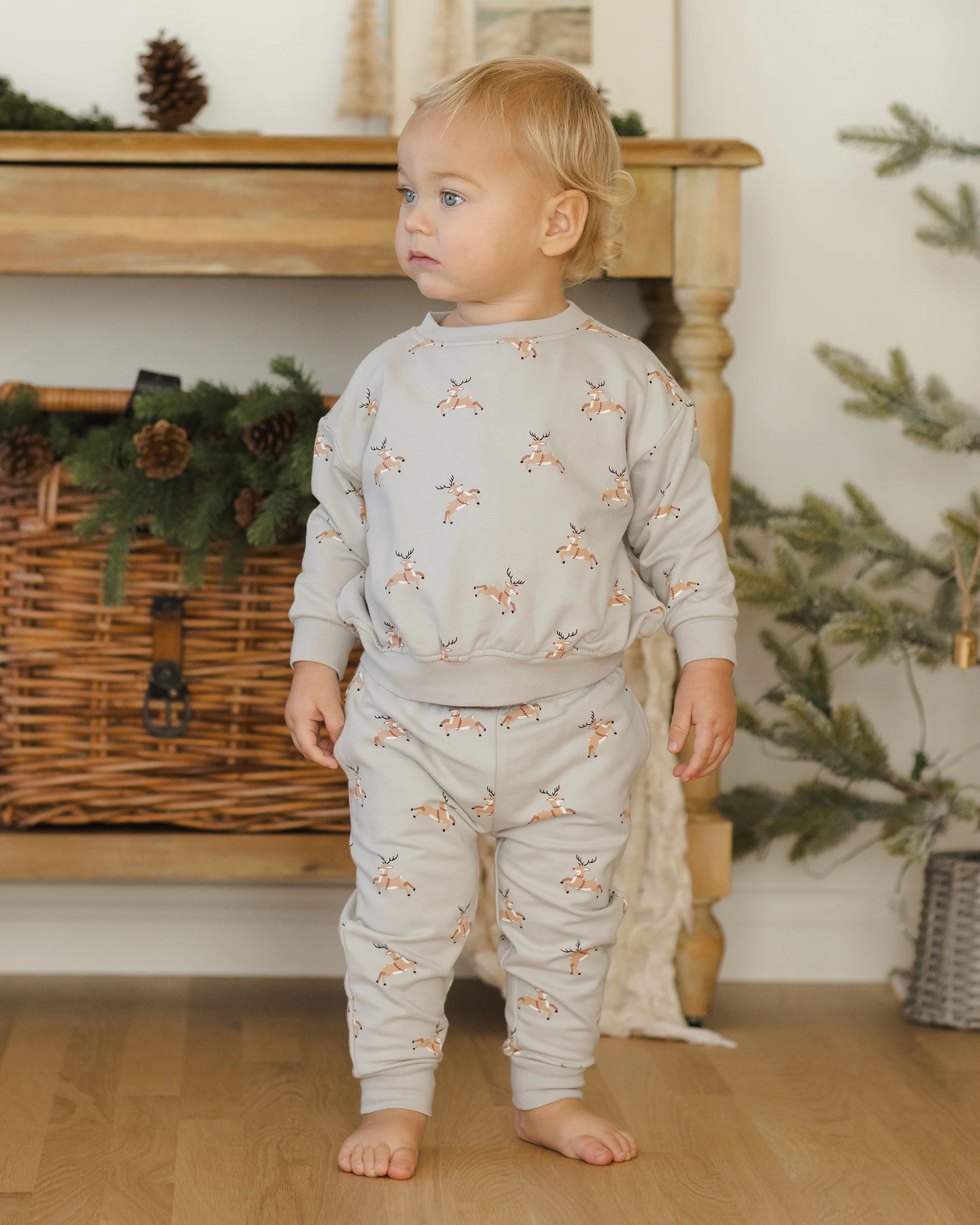 Relaxed Fleece Sweatpant Reindeer - Image 4
