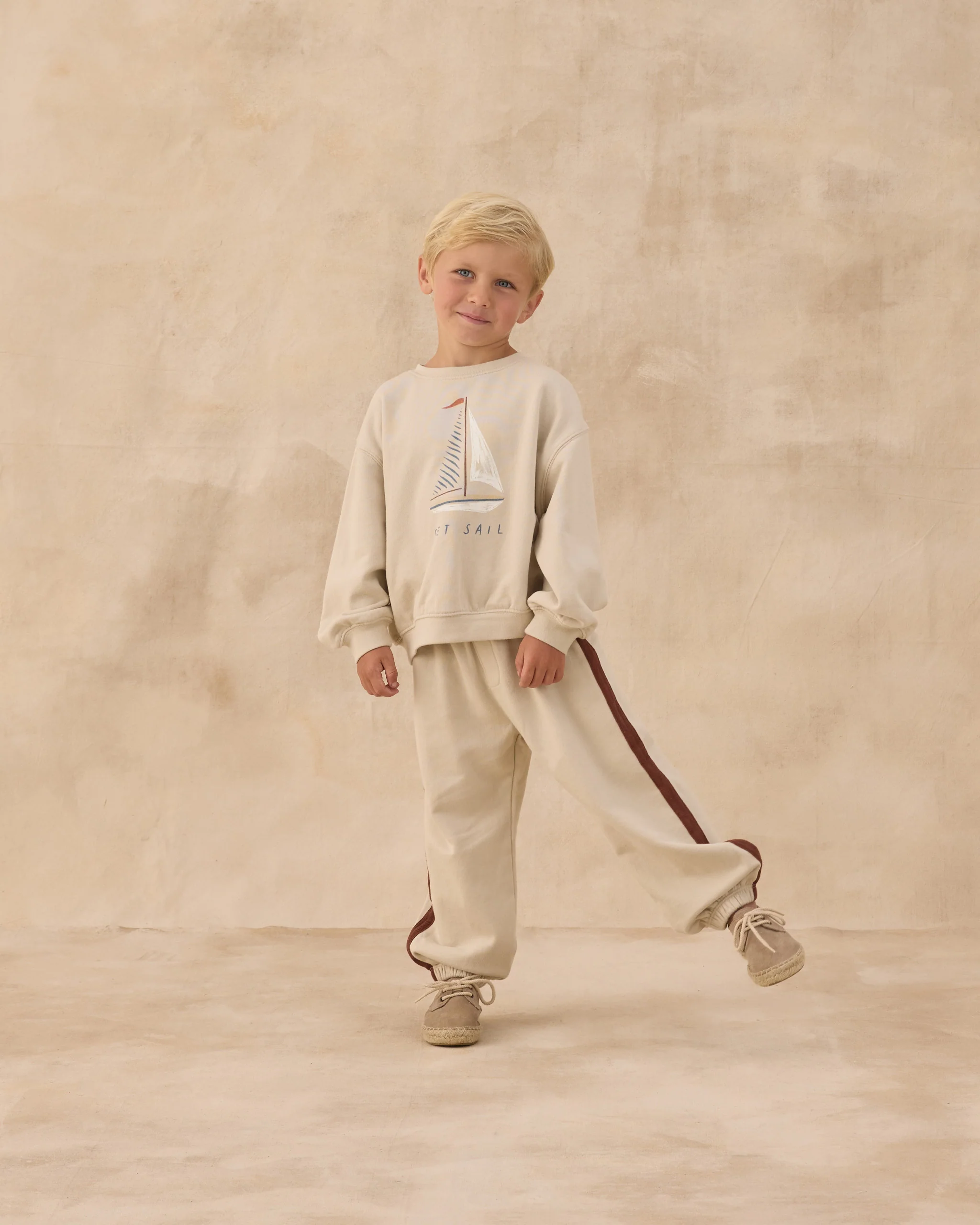 Relaxed Jogger Pebble - Image 4