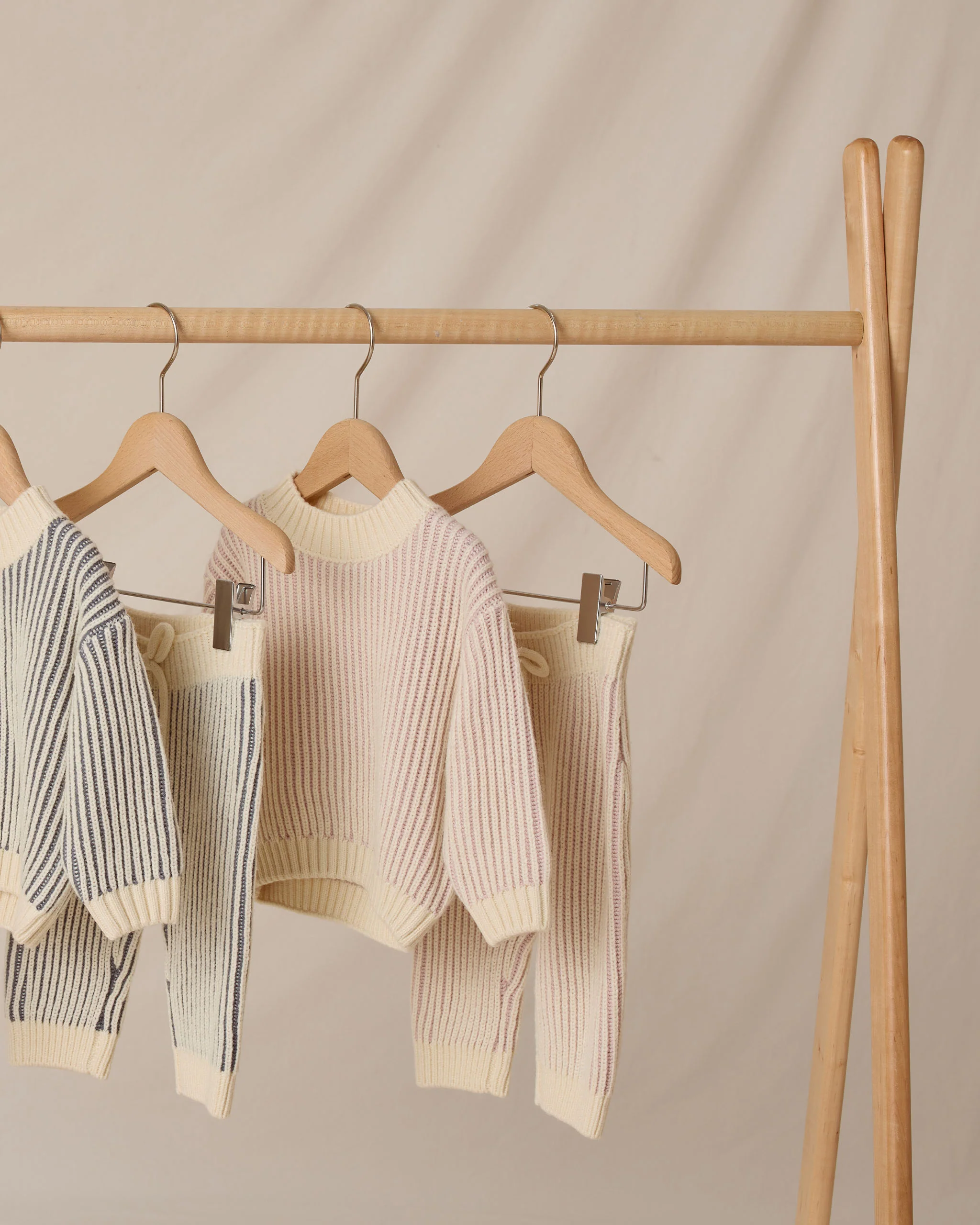 Relaxed Knit Sweater Lilac - Image 6
