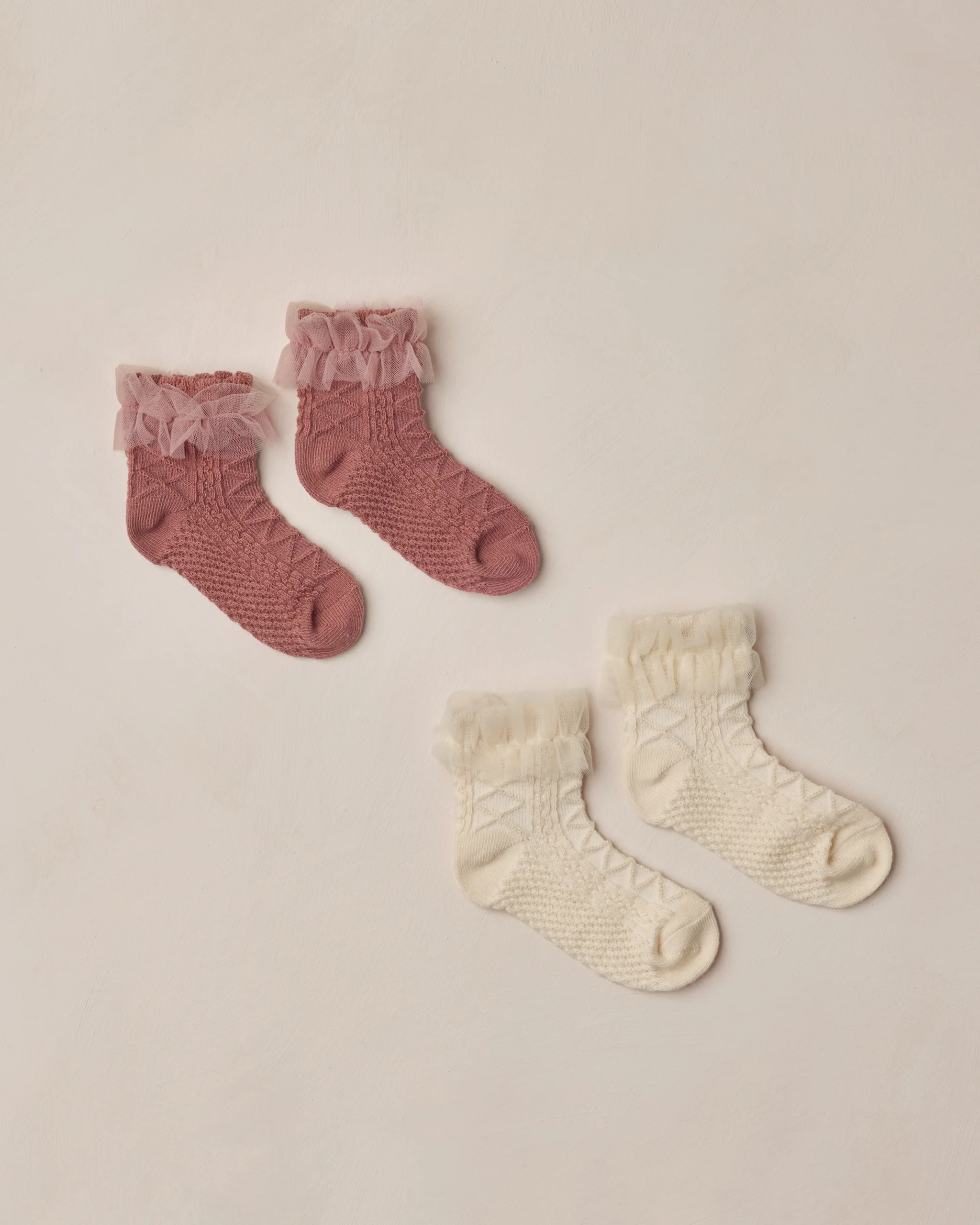 Ruffle Socks Ivory, Raspberry