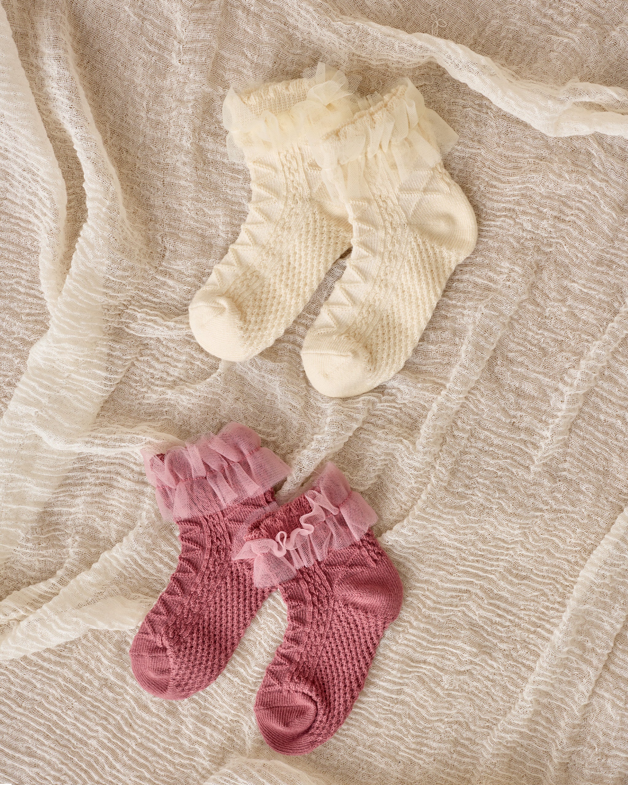 Ruffle Socks Ivory, Raspberry - Image 4