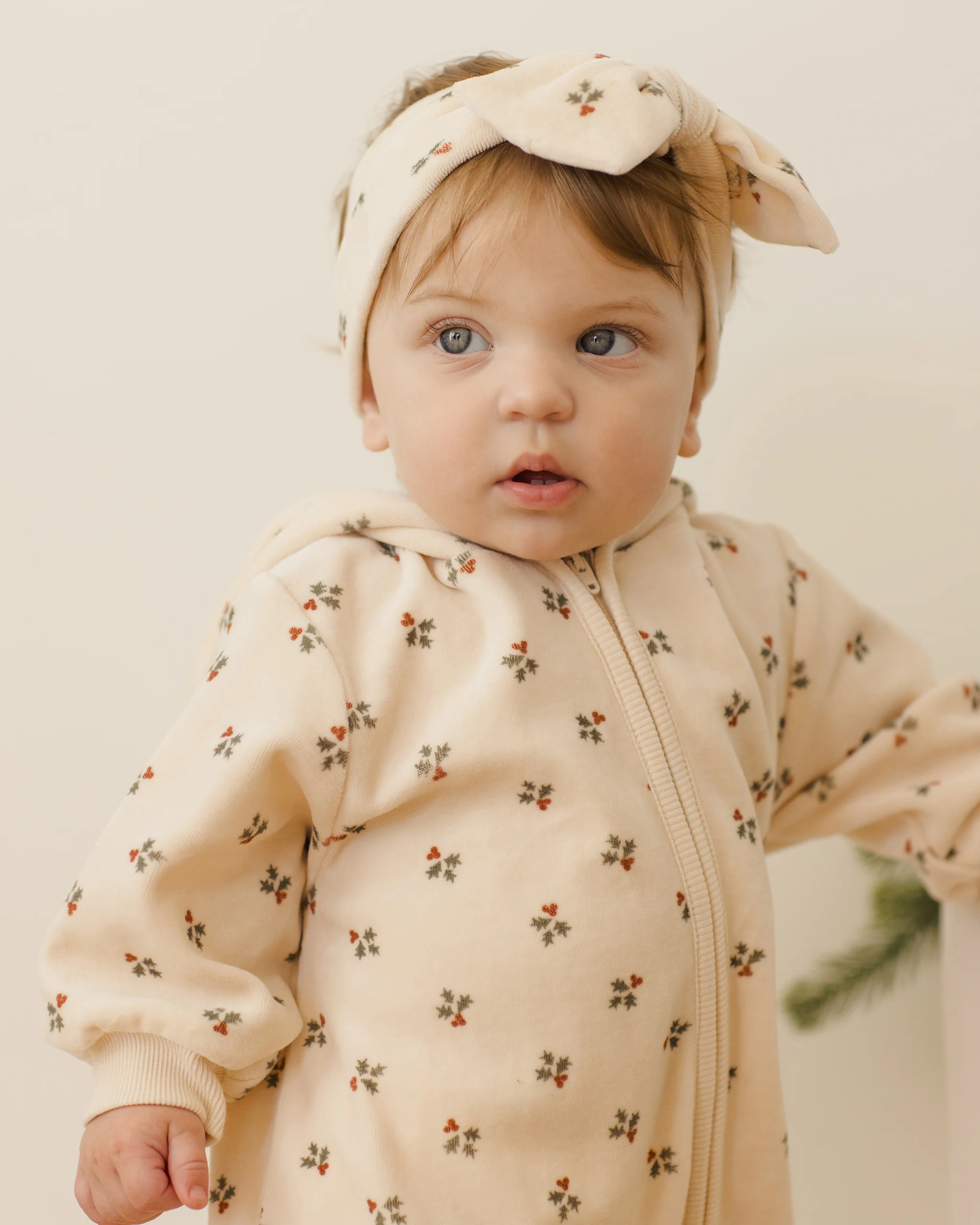 Velour Bow Headband Holly Berry - Image 6