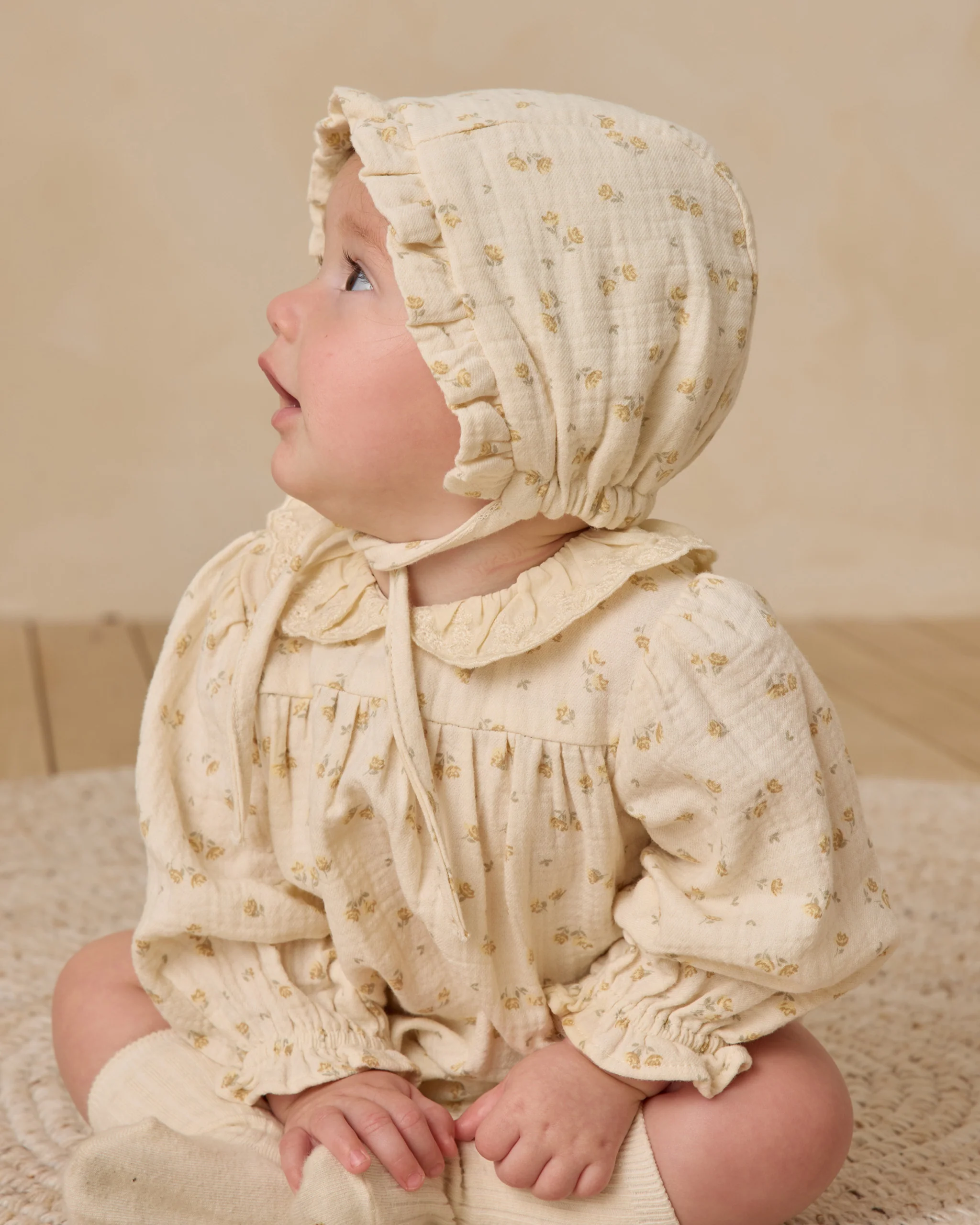 Woven Ruffle Bonnet Golden Floral - Image 2