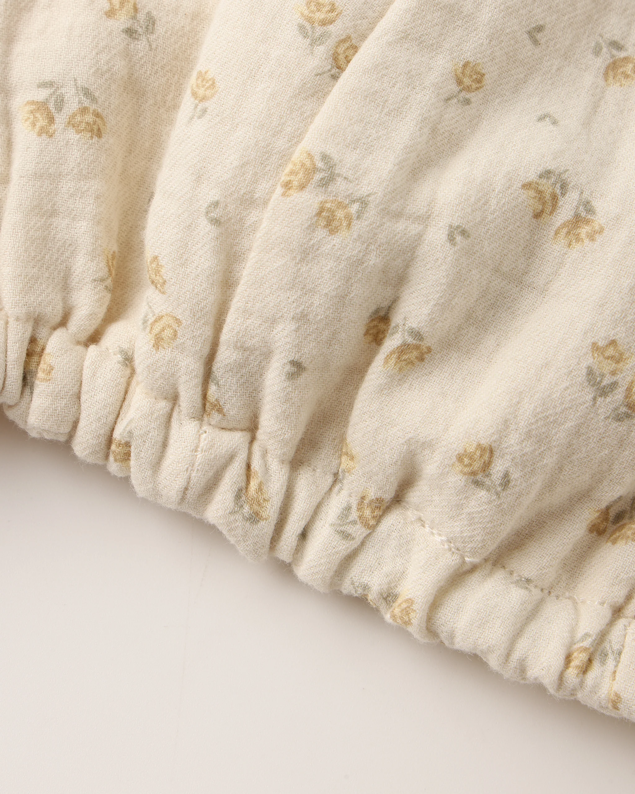 Woven Ruffle Bonnet Golden Floral - Image 6